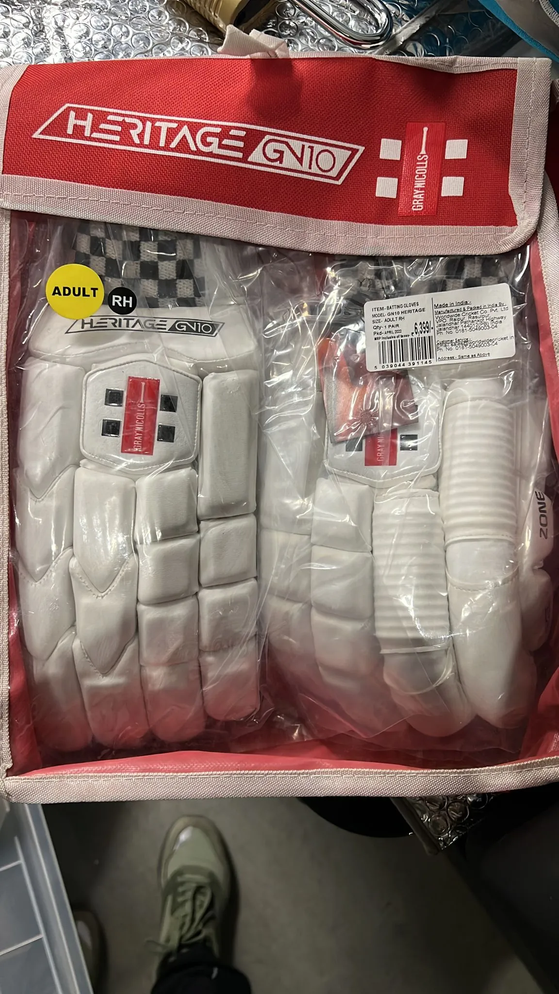 Gray-Nicolls Batting Gloves, Model Heritage GN10