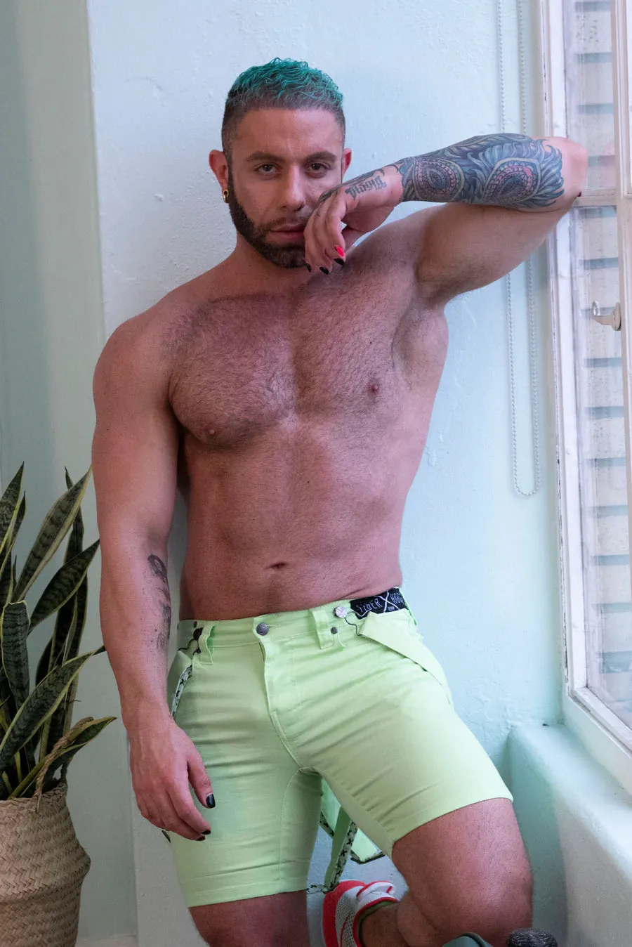 Linus Suspender Short (Lime)