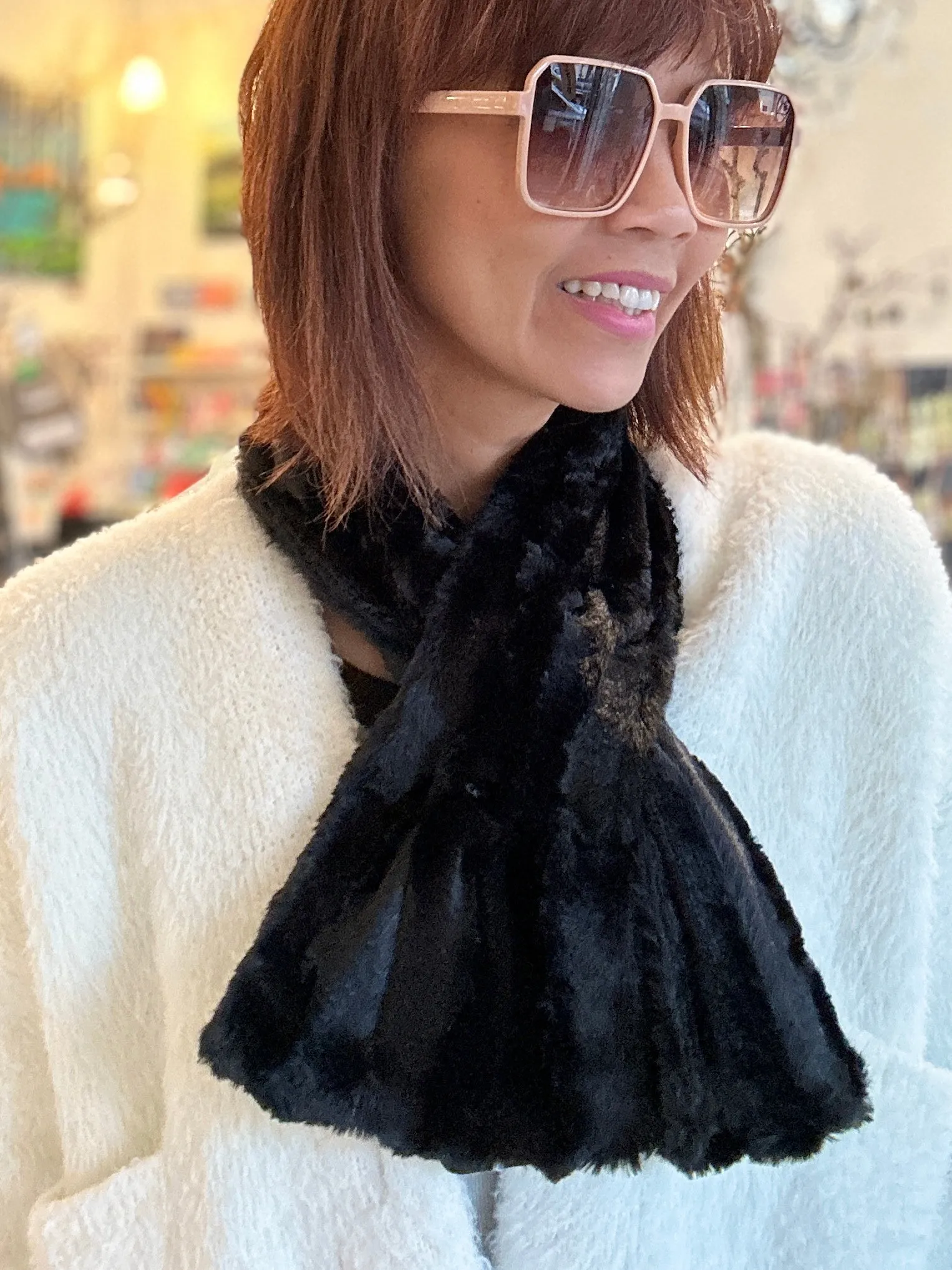 Pull-Thru Scarf - Minky Faux Fur in Black