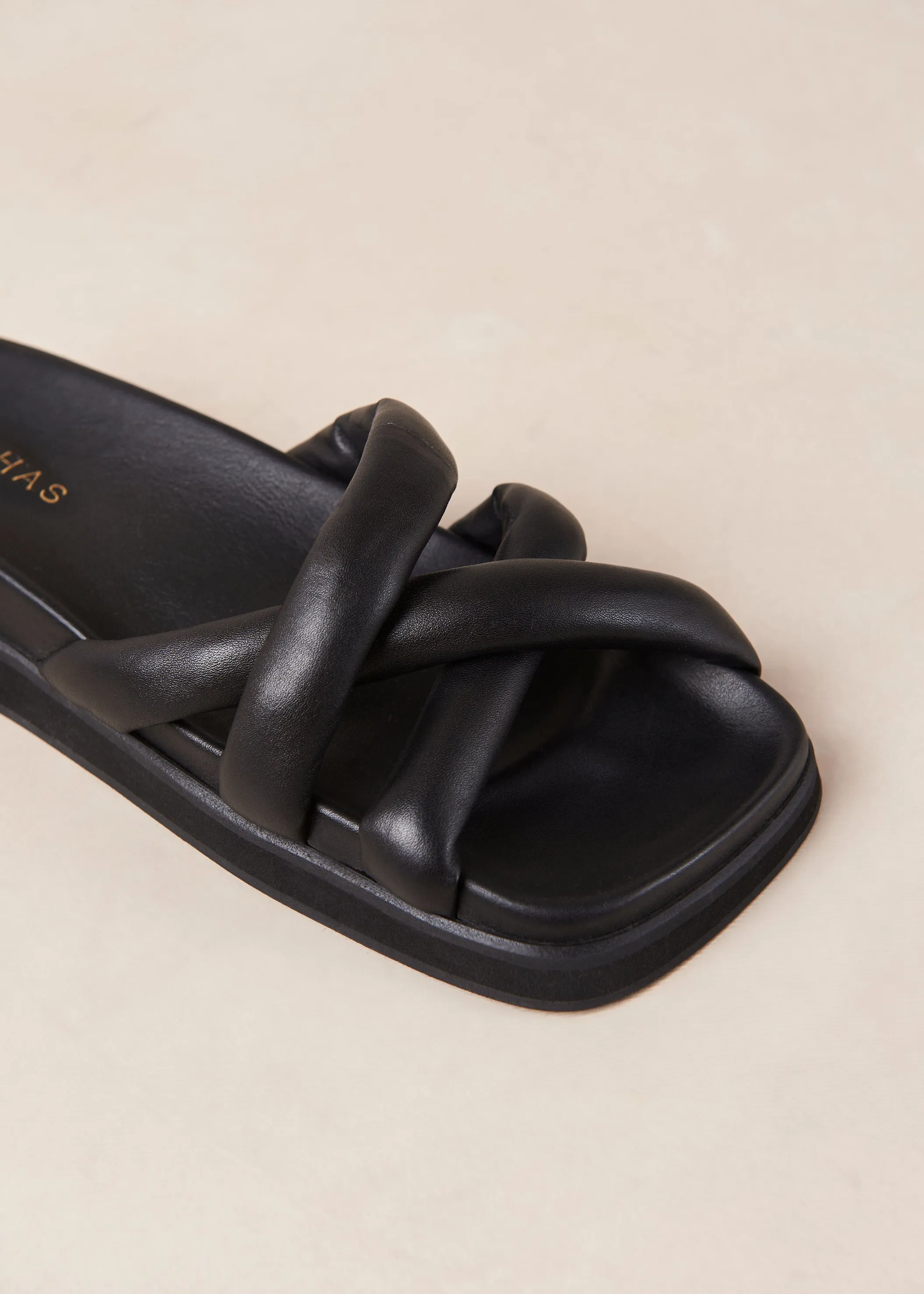 Slip On Cross Black