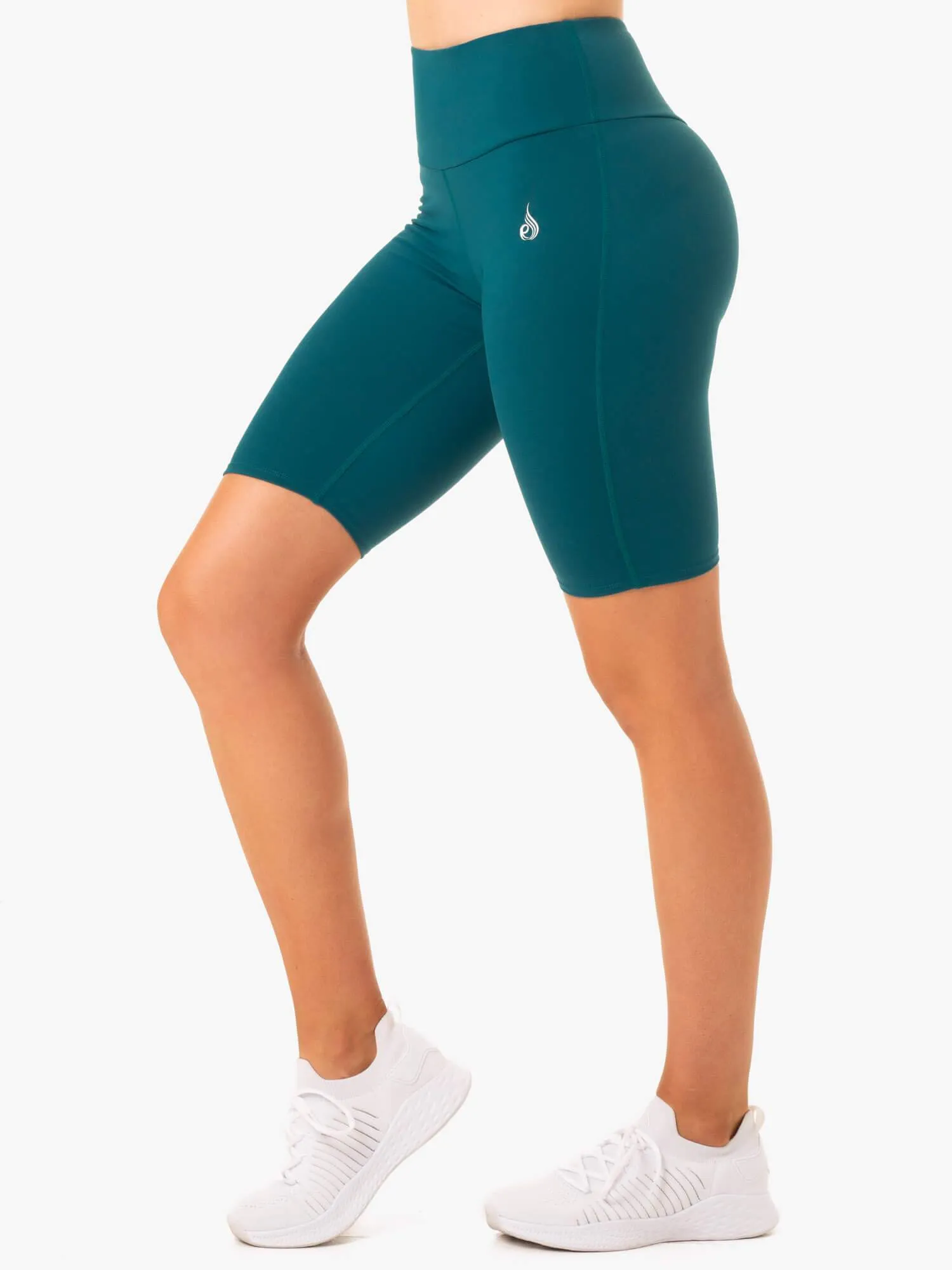 Staples Scrunch Bum Bike Shorts - Emerald