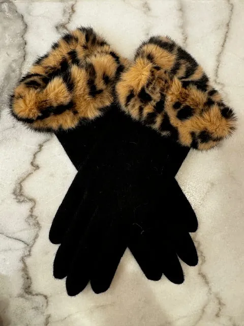 V22113 Black/ Faux Fur Gloves